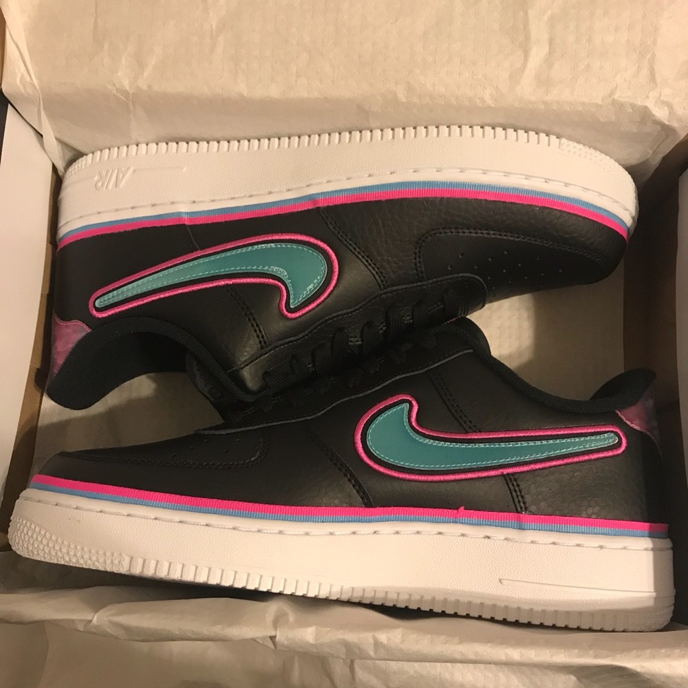 NBA x Nike ‘Miami Vice’ sz 10.5 brand new